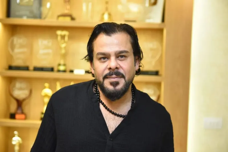 منذر رياحنة يدخل "أعوام الظلام": قصة حقيقية بمذاق التراجيديا