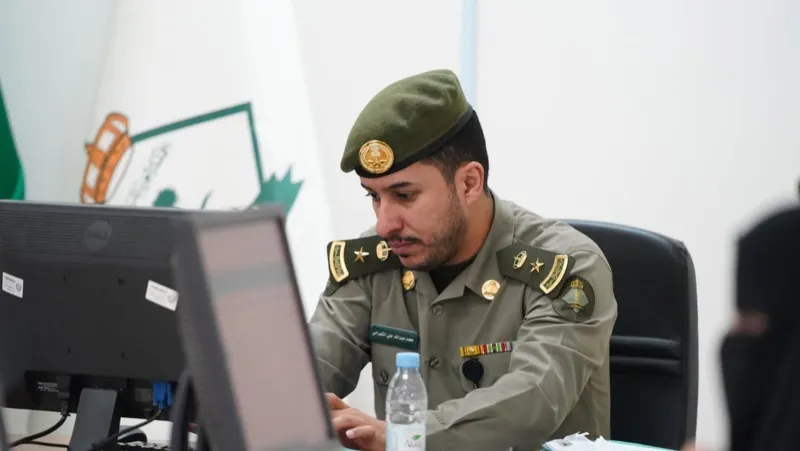 الجوازات توضح خطوات تمديد تأشيرة الخروج والعودة إلكترونيًا الجوازات توضح خطوات تمديد تأشيرة الخروج والعودة إلكترونيًا