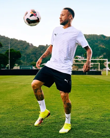 نيمار يهنئ الهلال ويؤكد: "ما زلت أملك شيئًا لأقدّمه" (فيديو)