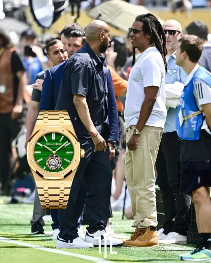 جاي-زي يخطف الأنظار في نصف نهائي كأس العالم للأندية بساعة نادرة من Audemars Piguet