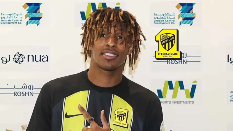 فواز الصقور يربك إدارة الاتحاد في الميركاتو