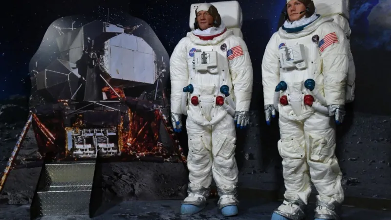 Buzz Aldrin يُشعل الجدل: هل كانت رحلة أبولو 11 مجرد تمثيلية؟