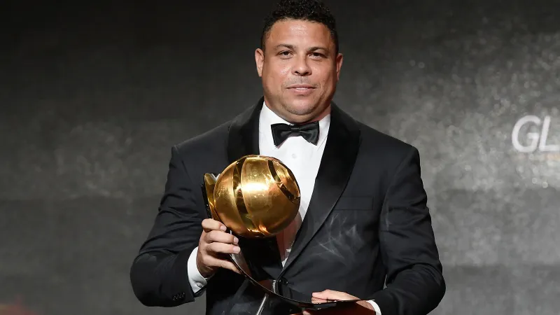 كأس العالم للرياضات الإلكترونية يعيد رونالدو وكاكا للتنافس وجهًا لوجه! (فيديو)