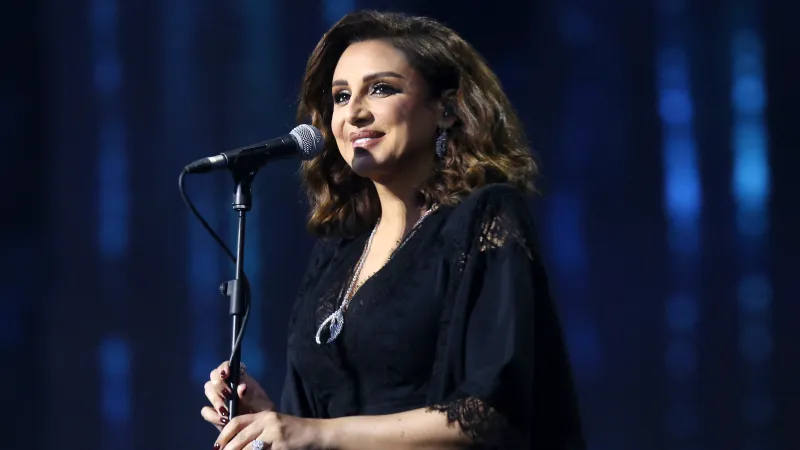 بعد شائعة إصابتها بمرض خطير.. أول ظهور لأنغام في مستشفى بألمانيا