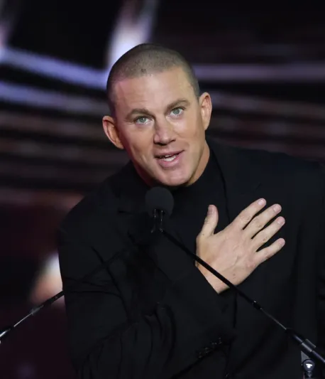 هذه هي وصفة كعكة تشانينغ تاتوم للحفاظ على لياقته وجسده المشدود