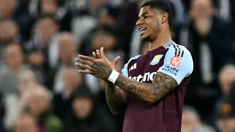 يحمل الرقم 14.. برشلونة يضم ماركوس راشفورد في صفقة إعارة من مانشستر يونايتد