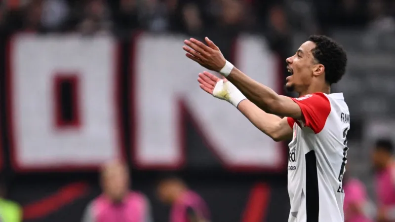 ليفربول يتقدّم على نيوكاسل ويقترب من التعاقد مع هوغو إيكيتيكي