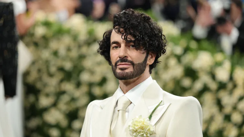 في مهرجان فينيسيا.. سوفيا كوبولا تروي قصة مارك جاكوبس في فيلم وثائقي جديد