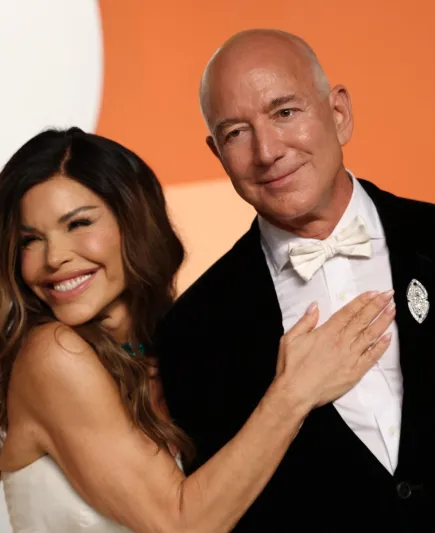 زفاف بيزوس بلا اتفاقيات سرية.. كواليس تكشف مفاجآت غير متوقعة