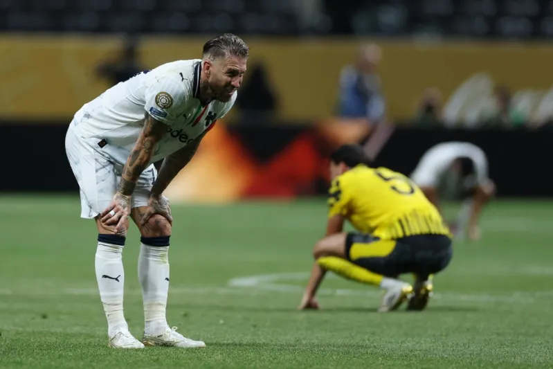 بعد أن أهدر الفرصة.. راموس يفشل في إنقاذ مونتيري (فيديو) 