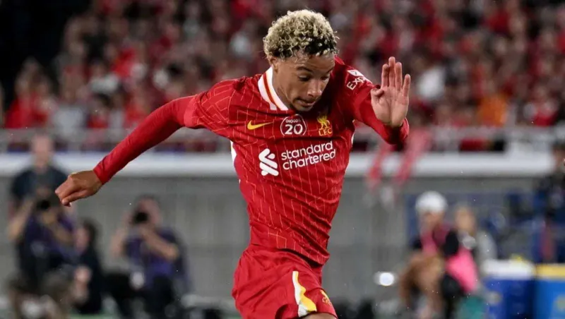 إيكيتيكي في ظهوره الأول مع ليفربول.. أداء متواضع وصفقة تُثير التساؤلات (فيديو)
