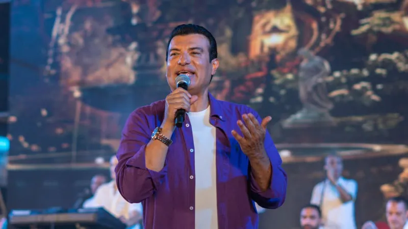  نجوم التسعينات يحيون أمسية طربية على مسرح عبادي الجوهر