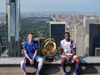 كأس العالم للأندية.. نسخة عصرية من "غداء على ناطحة سحاب" (صور)