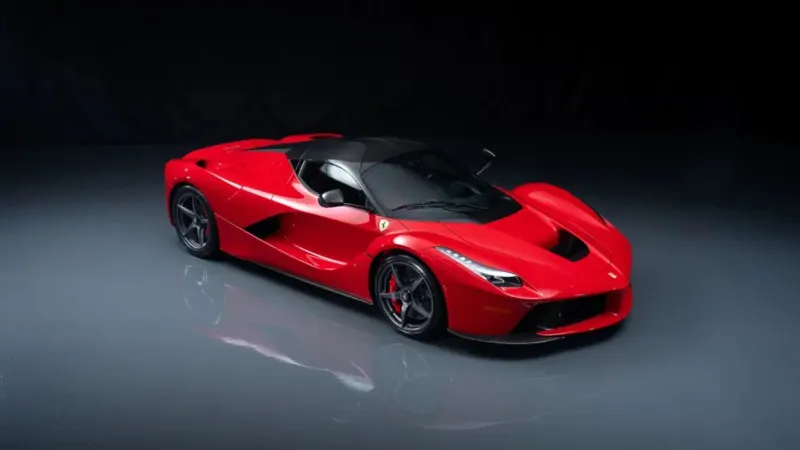 LaFerrari 2015.. إحدى أندر السيارات في العالم تعرض للبيع في مزاد مقابل 4.8 ملايين دولار