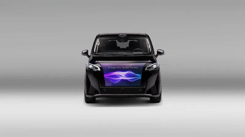 FX Super One: سيارة كهربائية ذكية مع تقنيات أمان متطورة (فيديو) 
