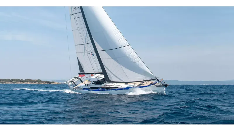 Amel 60.. يخت فرنسي للفخامة الهادئة وسحر الرحلات الطويلة (فيديو) 