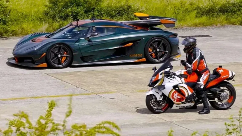 Hayabusa تتفوق على Koenigsegg Jesko في سباق لا يُرحم على مضمار السرعة (فيديو)