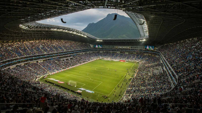 ما تكلفة أغلى ملاعب كرة القدم الجديدة في العالم؟