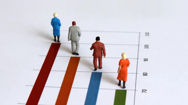 سر الحياة المديدة.. خبير أمريكي يكشف قواعد بلوغ المئة