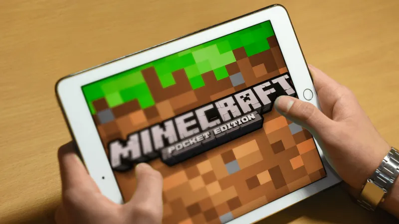 ابتكار مذهل في لعبة Minecraft : "ماكينة القرويين" تثير إبهار الجميع