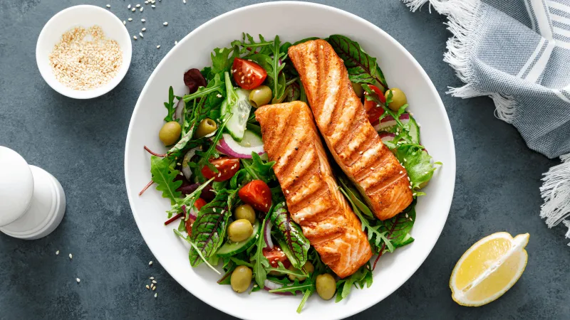 حمية البحر الأبيض المتوسط الخضراء: هل يساعدك النظام النباتي على خسارة وزن أكبر؟