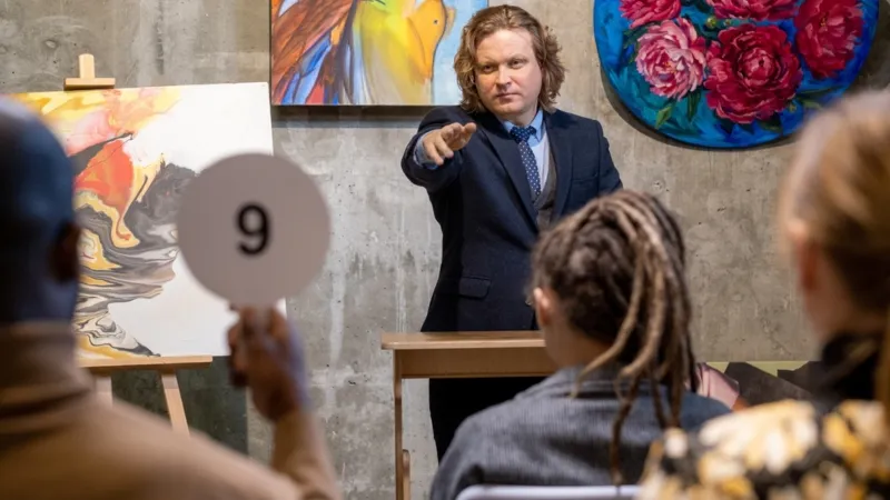 من رولكس إلى بولغري.. ساعات نادرة تُدهش جامعي التحف