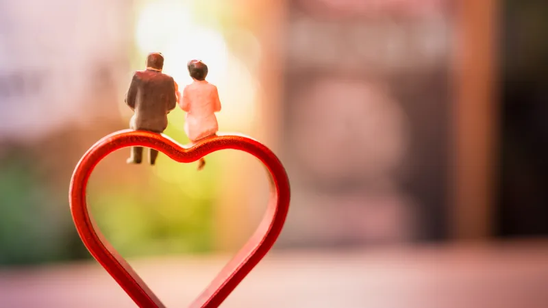 دراسة تكشف تأثير رائحة جسم المرأة على الرجال خلال التبويض