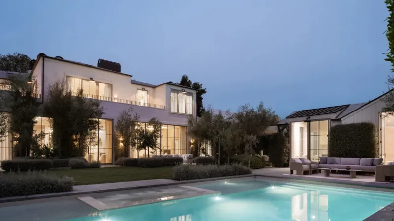 مصمم كندي يعرض منزله الفاخر في لوس أنجلوس مقابل 26.5 مليون دولار