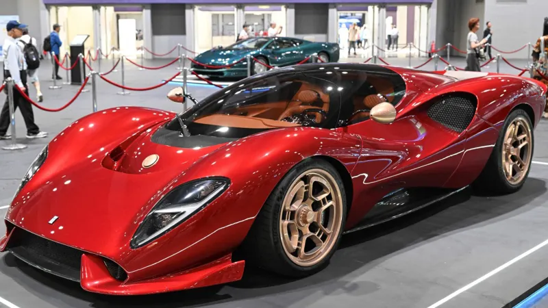 De Tomaso Sport 5000 Spyder 1965 تعرض في مزاد بسعر 650 ألف دولار