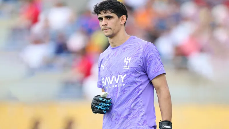 جماهير الهلال تدعم بونو في تصويت أفضل حارس مرمى بالعالم