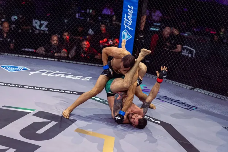 نجوم الشرق الأوسط يشعلون نزالات دوري المقاتلين في الرياض