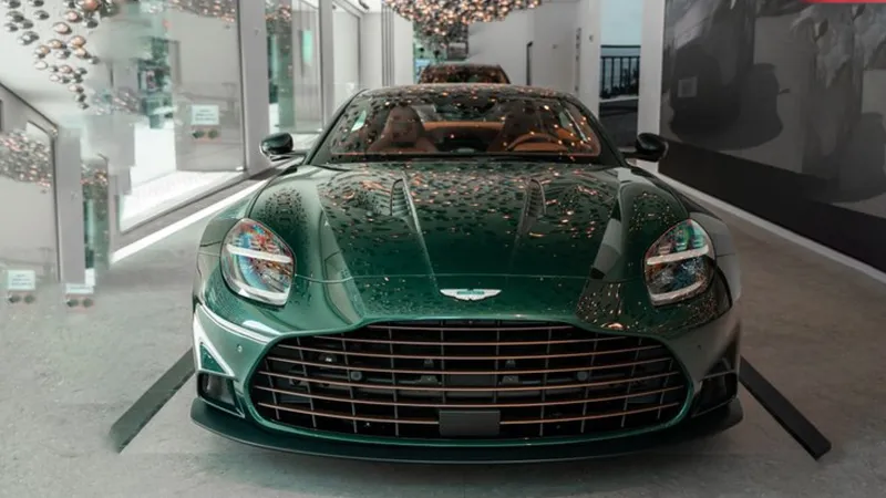 أستون مارتن تكشف عن Vanquish  بأعلى مستوى تخصيص في تاريخها (صور)