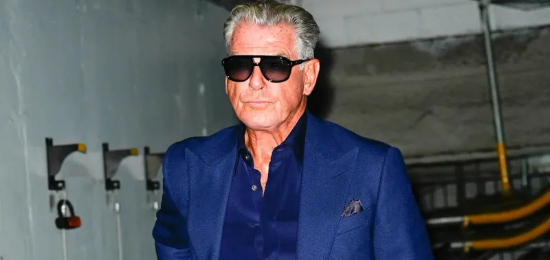  بييرس بروسنان يعزز أناقته بنظارات Jacques Marie Mage الفاخرة