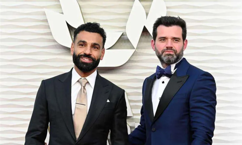 محمد صلاح يتصدر التشكيل المثالي للبريميرليج 2025: وسط هيمنة ليفربول 