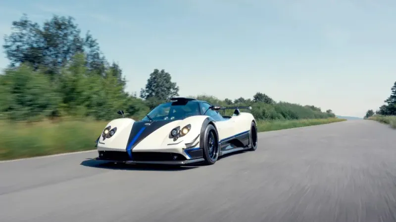 بسعر يتجاوز الـ 10 ملايين دولار.. Pagani Zonda فريدة للبيع في مزاد أبوظبي (صور)