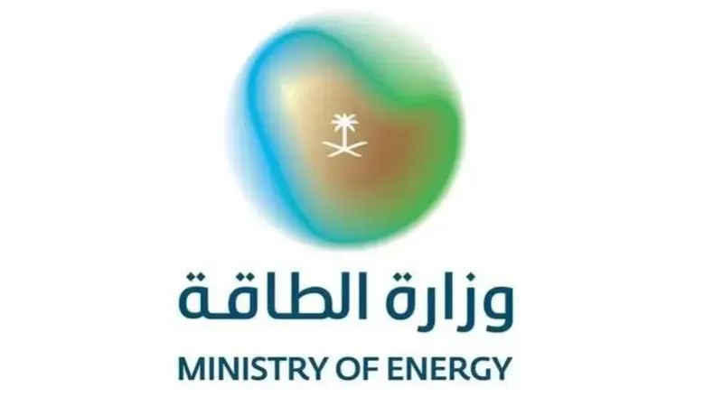 نقلة نوعية في البنية التحتية: السعودية تختبر أعمدة كهرباء بوليمرية لأول مرة