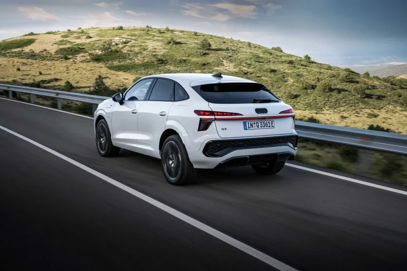 لمنافسة الألمانية في 2025: أيهما أذكى اختيارًا.. Audi Q3 Sportback أم BMW X2؟