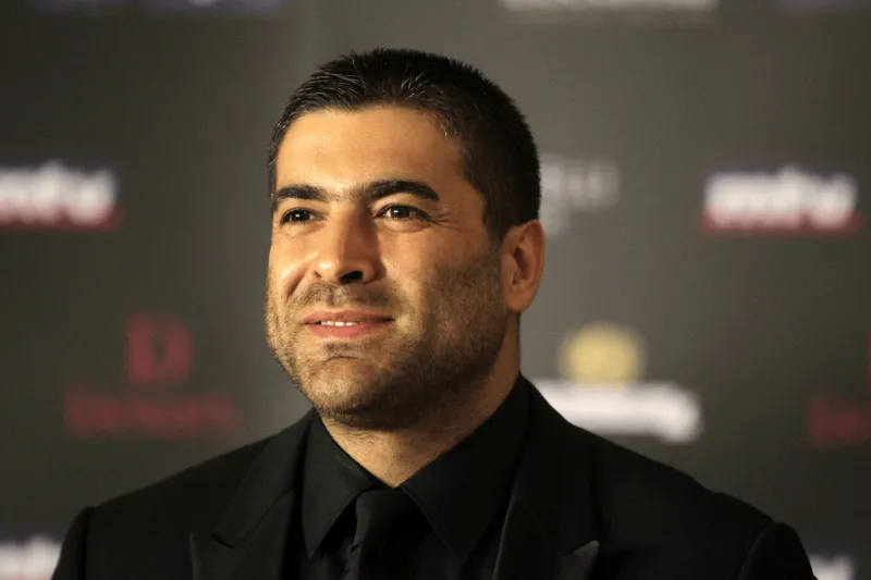 وائل كفوري يستقبل طفلته الجديدة "كلوفي" (صور)