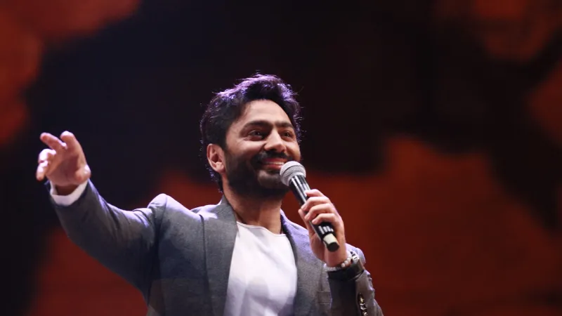 تامر حسني يرد على تهنئة ابنتيه بكلمات مؤثرة في عيد ميلاده