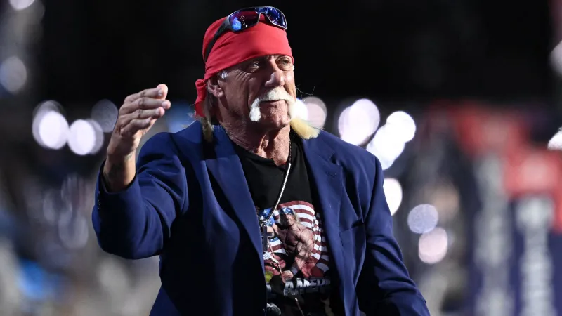 ابنة هالك هوغان تكشف سبب غيابها عن جنازته وتطرح سؤالًا مفاجئًا!