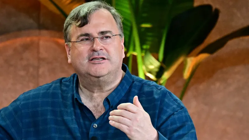 ريد هوفمان يكشف: كاتان أفضل لعبة لتدريب عقول رواد الأعمال