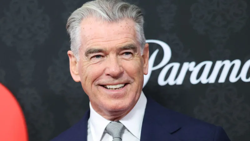 بيرس بروسنان يعترف بفضل جيمس بوند في عمر 72