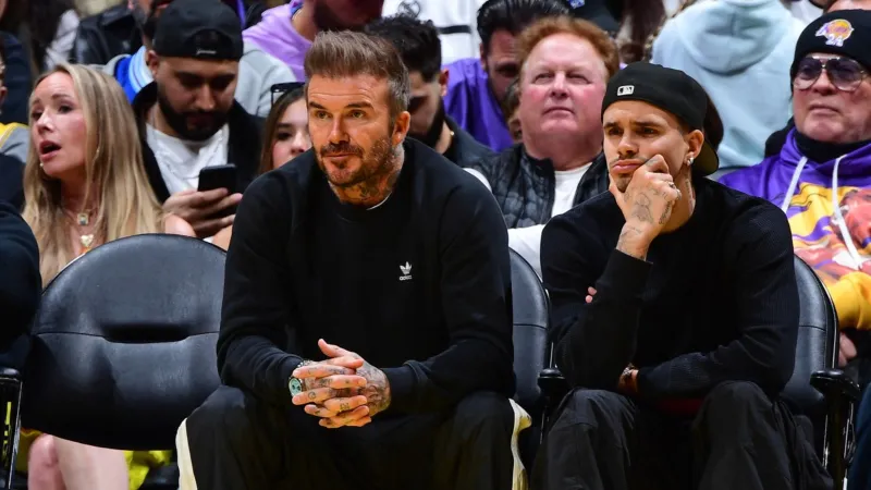 ديفيد وروميو بيكهام يتألقان بساعتين فاخرتين من رولكس في كابري