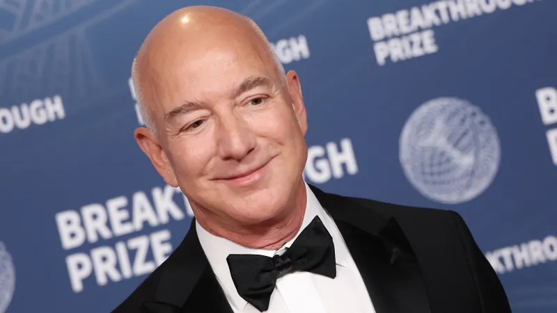 غوغل تواجه أزمة بعد شائعة عن جنازة والدة بيزوس