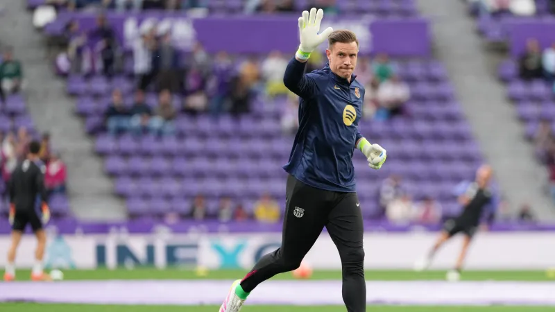 أزمة غير مسبوقة بين برشلونة وتير شتيغن.. ما السبب؟