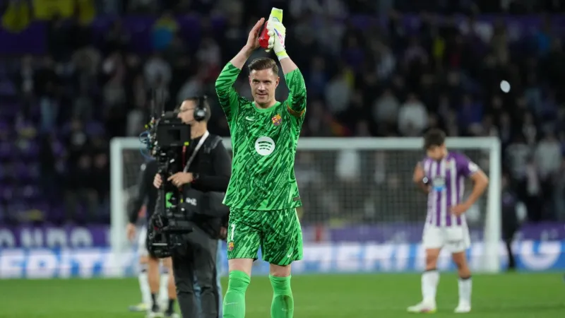 برشلونة ينهي أزمة تير شتيغن ويعيد له شارة القيادة