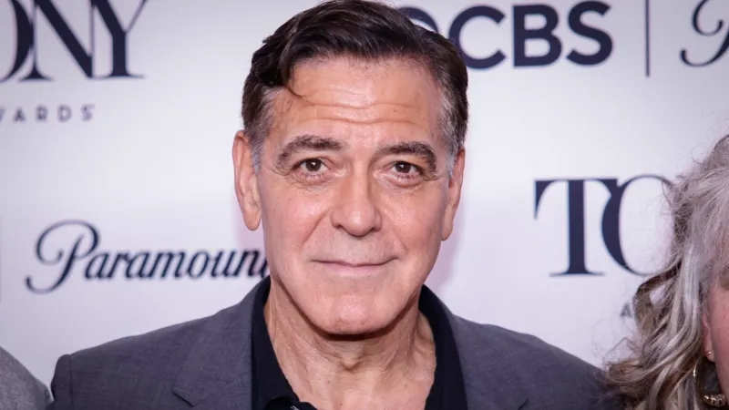 جورج كلوني يواجه منتقديه: "غير مهتم.. حتى لو كنت أمثل نفسي"