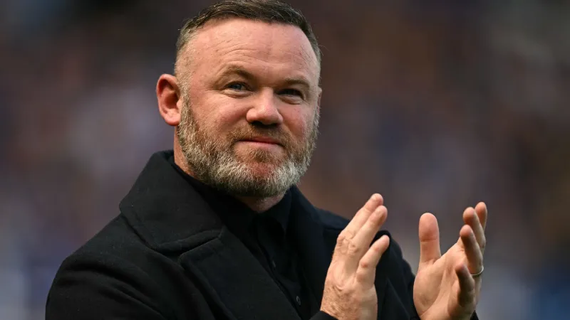 واين روني يرد على الانتقادات بشأن مستواه التعليمي