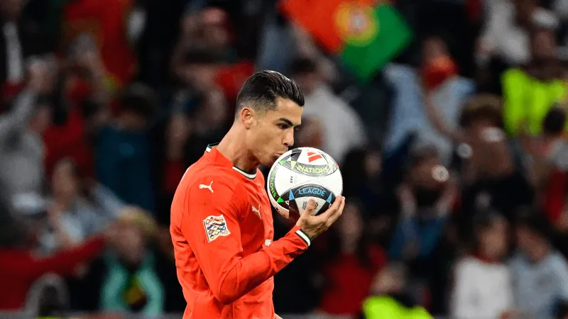 ما الرسالة التي وجهها رونالدو لماني في التدريب؟ (فيديو)