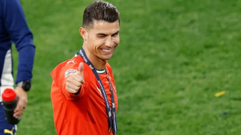 وكالة رياضية جديدة تستهدف رونالدو..  تفاصيل مشروع أنتوني جوشوا الجديد